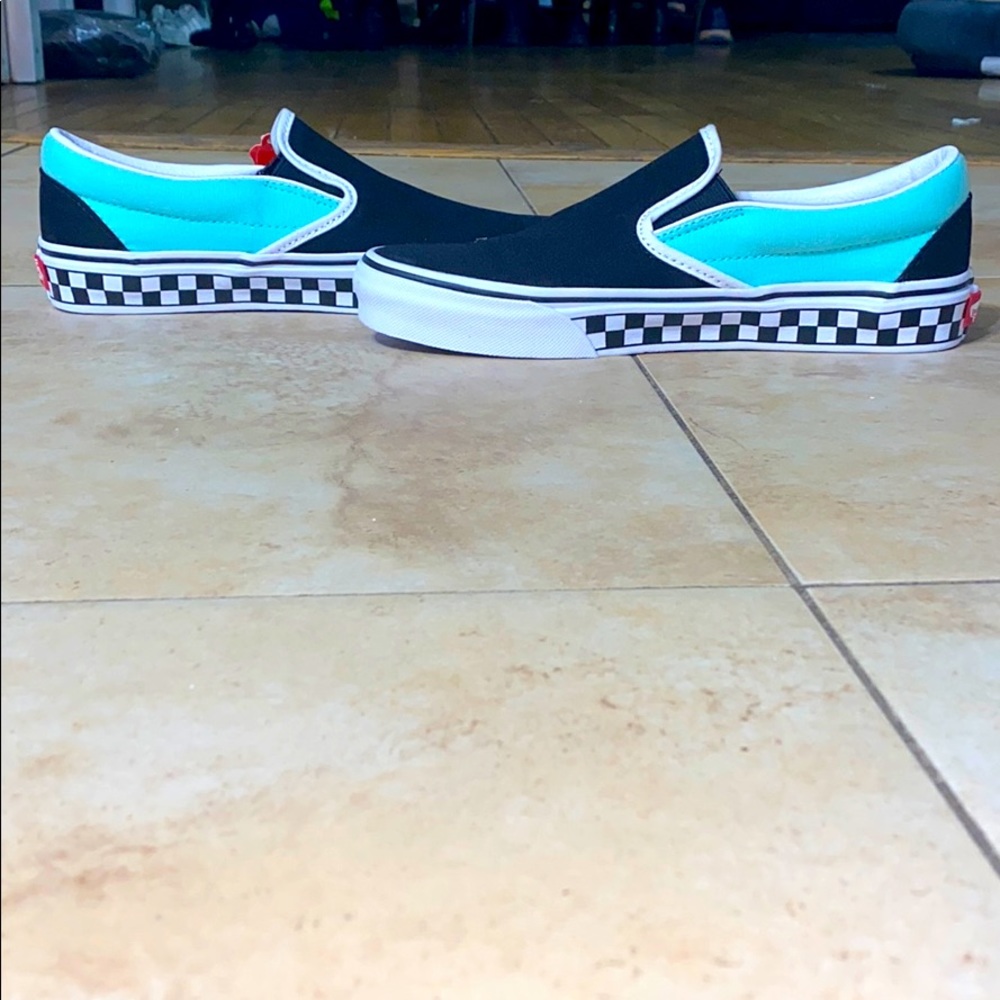 Never worn van shoes